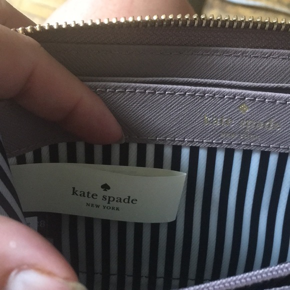 Wallet - Picture 4 of 6